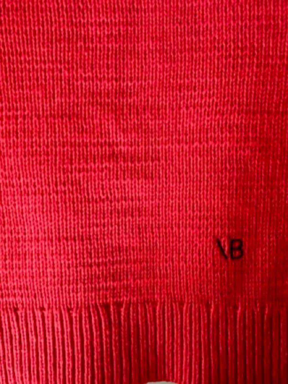 Victoria Beckham 100% Wool Red Crewneck Sweater with Gold & Black, Small - Picture 4 of 9